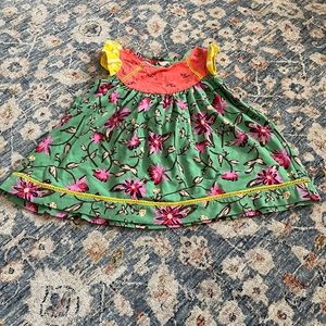 EUC Matilda Jane size 4 flutter tunic top with peek-a-boo back.